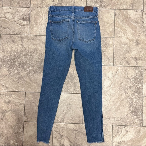 Madewell 10” High-Rise Skinny Jeans Dewitt Wash Button Fly Raw Hem size 27 - Picture 9 of 12